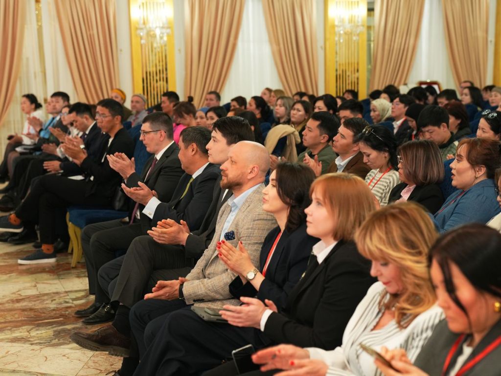 Отраслевой форум в рамках бизнес-платформы «BEE-TOGETHER Кыргызстан», 2 апреля 2024 г.